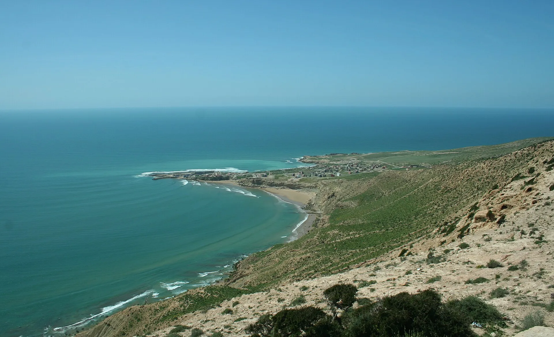 The long sweep of Magic Bay and the Imsouane coastline seen from the cliffs